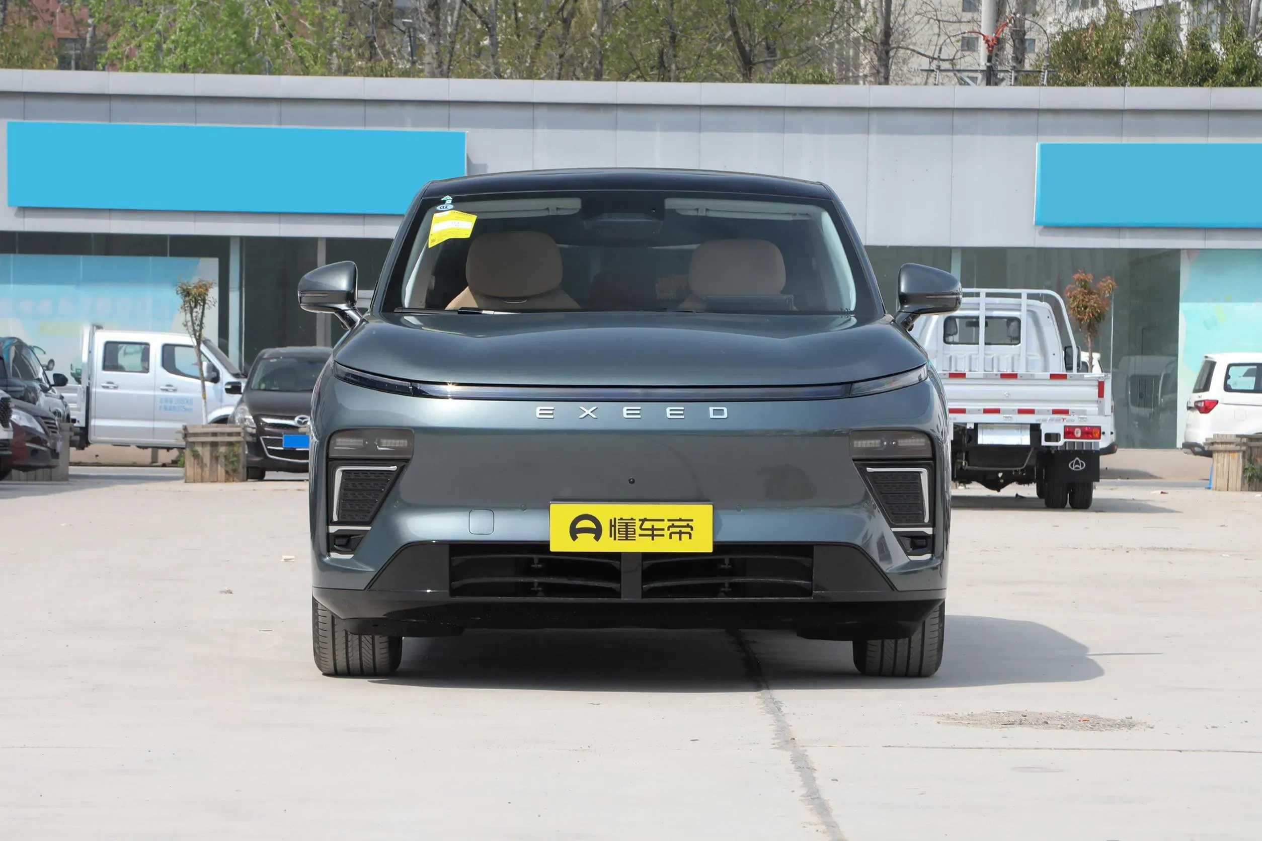 imgi_116_2024-Chery-Exeed-Sterra-Et-PRO-5-Doors-5-Seats-SUV-Used-Extended-Range-Car 2026 Exeed Sterra Et PRO 5 Doors 5 Seats SUV– Wholesale Price From China | CAR IN CHINA - Image 1