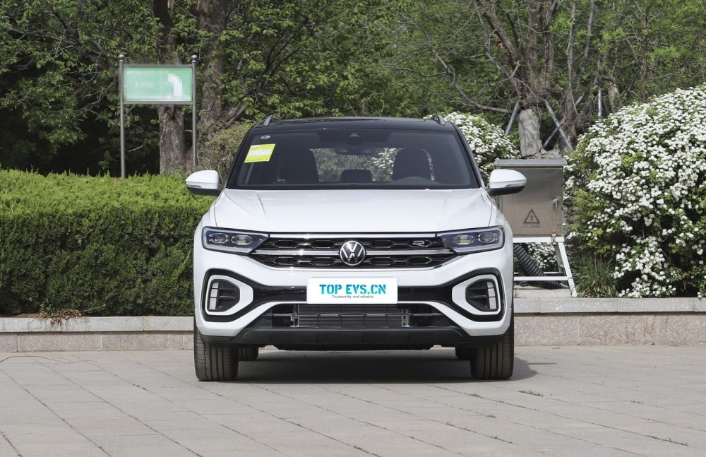imgi_3_1_3(17) New Volkswagen T-Roc Facelift II 2026– China Export Vehicle | CarBuyChina - Image 1