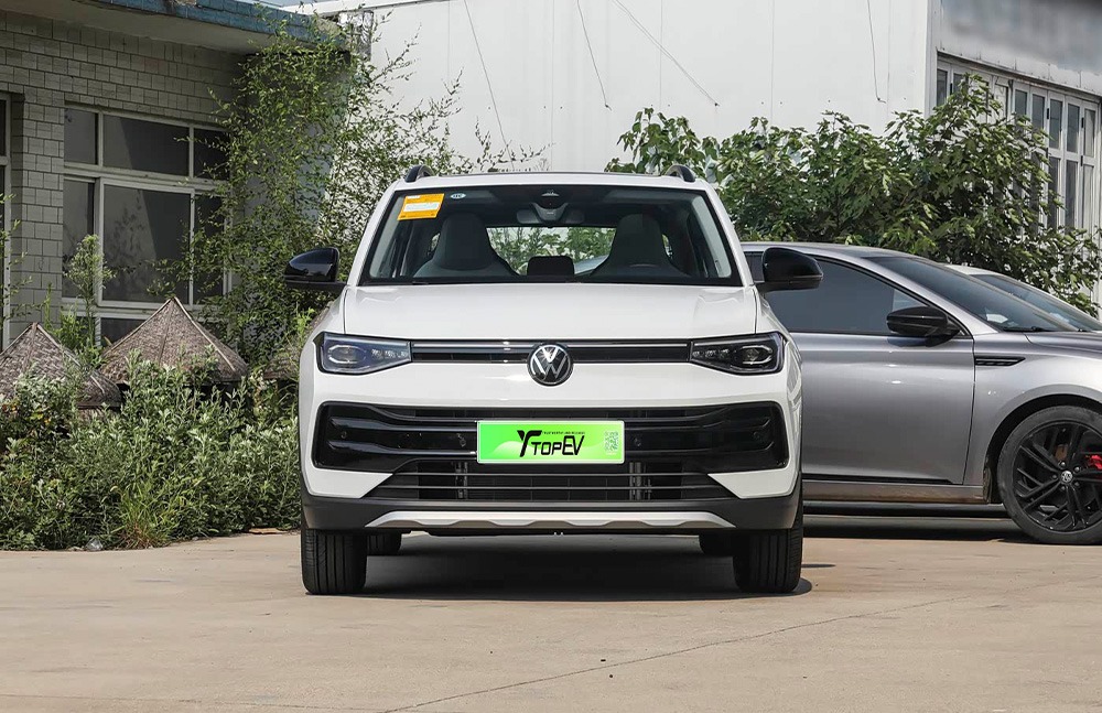 imgi_3_1_3(2) 2026 Volkswagen Tharu– China Export Vehicle | CAR IN CHINA - Image 1