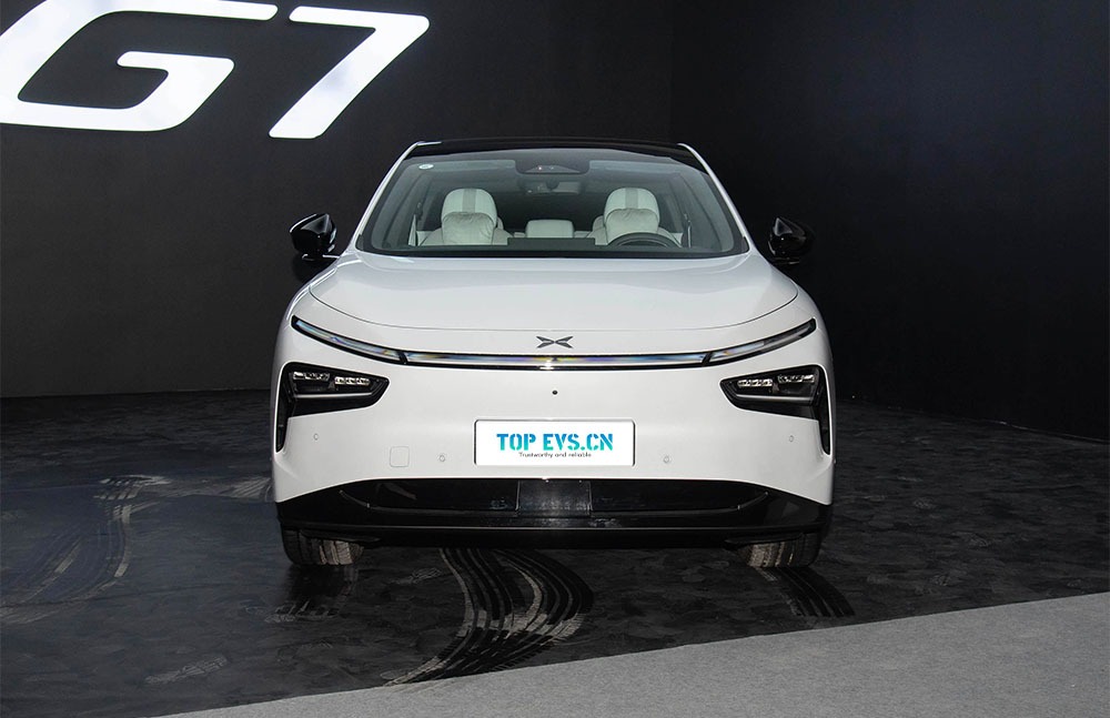 imgi_3_1_3(6) 2026 Xpeng G7– China Export Vehicle | CarBuyChina - Image 1
