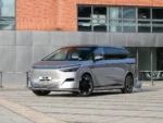 Xpeng X9 High-End Electric Business MPV Exceptional Performance Spacious Interior and Luxury– In Stock in China | CAR IN CHINA - Image 4