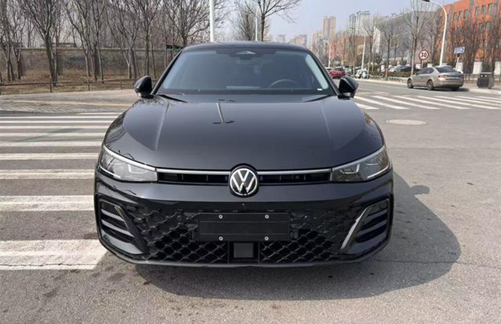 imgi_4_Volkswagen Passat 2 2026 Volkswagen Passat Pro 380TSI Dragon Edition– Ready for Export From China | CarBuyChina - Image 1