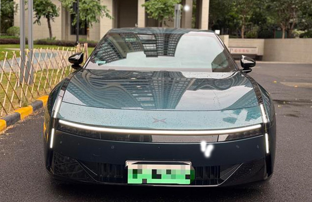 imgi_6_Xpeng p7 4 XPeng P7 2026 750 AWD High Performance Ultra– Ready for Export From China | CAR IN CHINA - Image 1