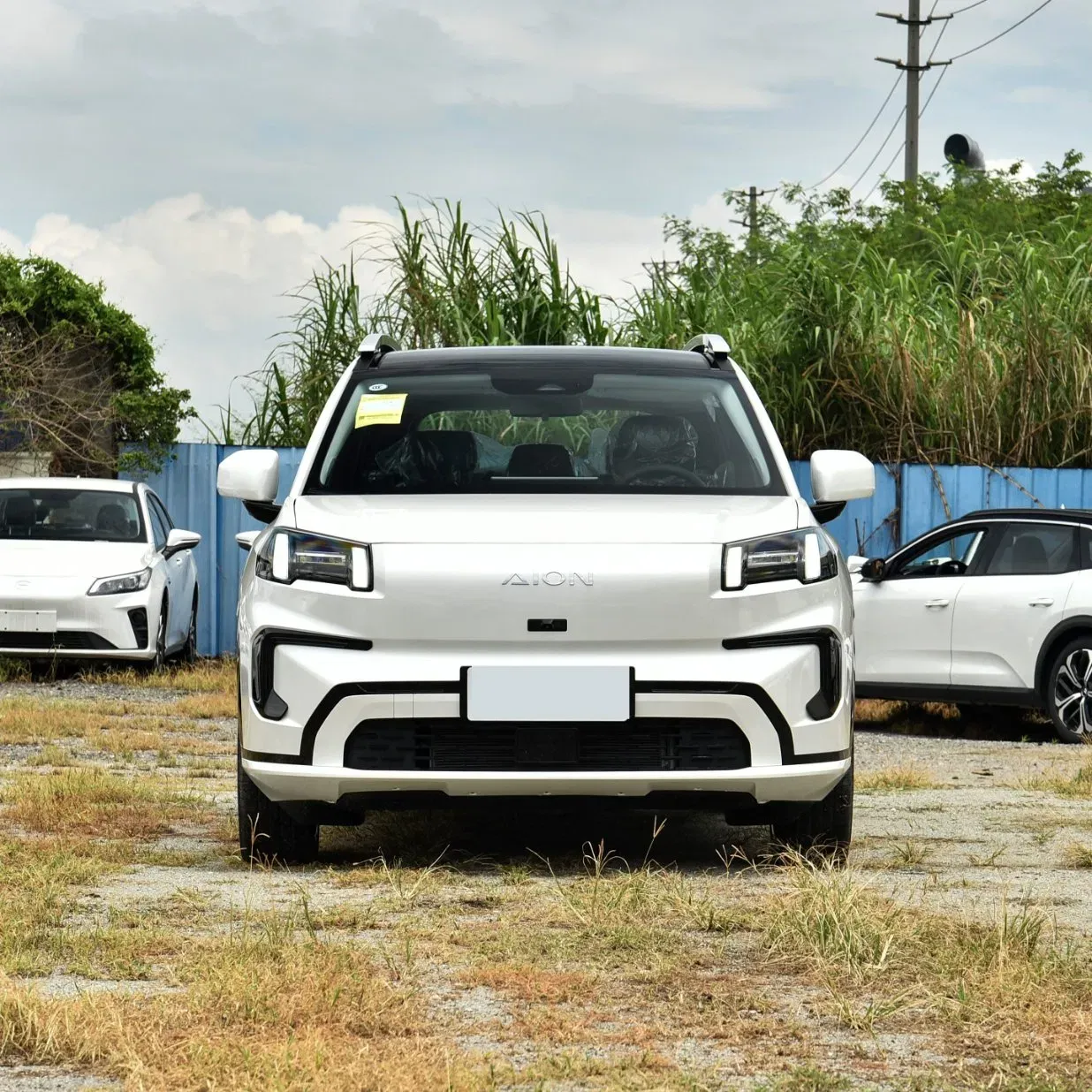 imgi_76_2024-Brand-New-Energy-Car-Price-GAC-Aion-V-Plus-Adult-Car-7-Seats-Cheap-Electric-Car GAC Aion V Electric SUV– Wholesale Price From China | CarBuyChina - Image 1