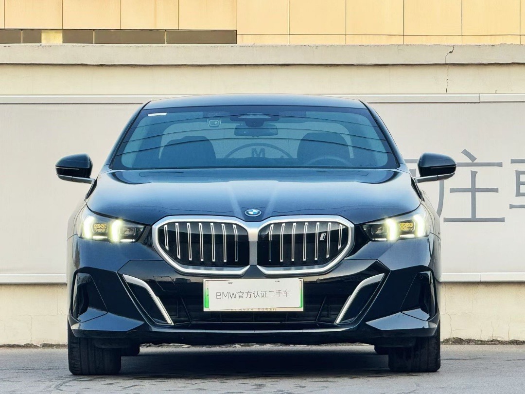 imgi_90_Second-Hand-Used-BMW-I5-2025-Model-Edrive40L-M-Sport-Kit-Luxury-Sedan-Limousine-Car BMW I5 2026 Model Edrive Sedan Car– Wholesale Price From China | CarBuyChina - Image 1