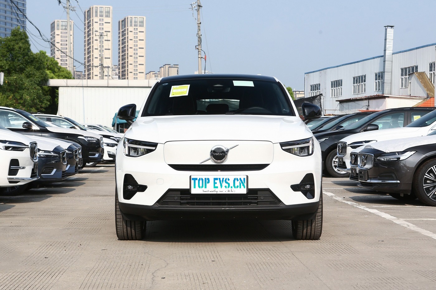 imgi_16_Volvo C40 PHEV VOLVO XC60 PHEV– For Sale From China | CAR IN CHINA - Image 1