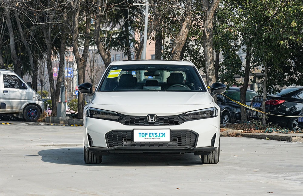 imgi_3_1_3(59) Honda Civic 2026 CVT– China Export Vehicle | CAR IN CHINA - Image 1