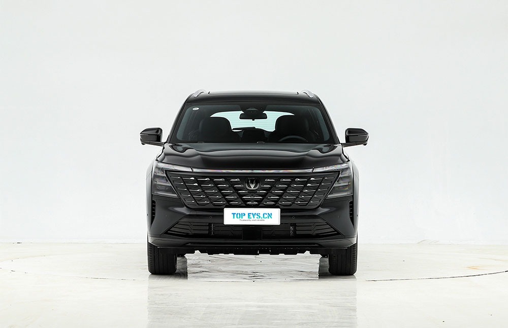 imgi_3_2_3(12) Changan CS75 Plus Ultra 2026– China Export Vehicle | CAR IN CHINA - Image 1