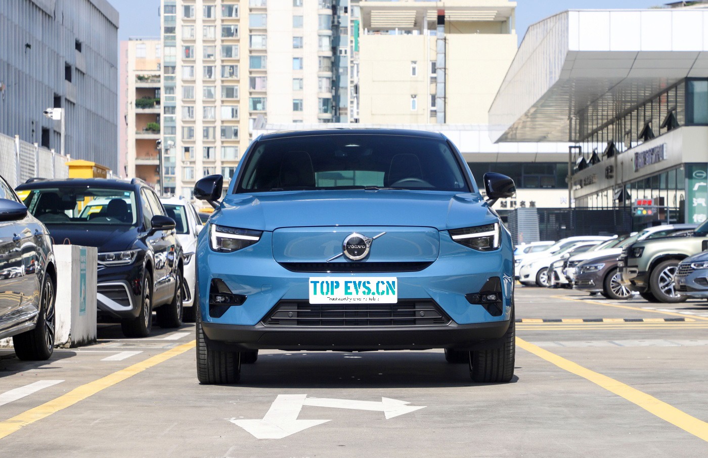 imgi_3_Volvo C40 PHEV front(1) VOLVO C40– Buy Direct From China | CarBuyChina - Image 1